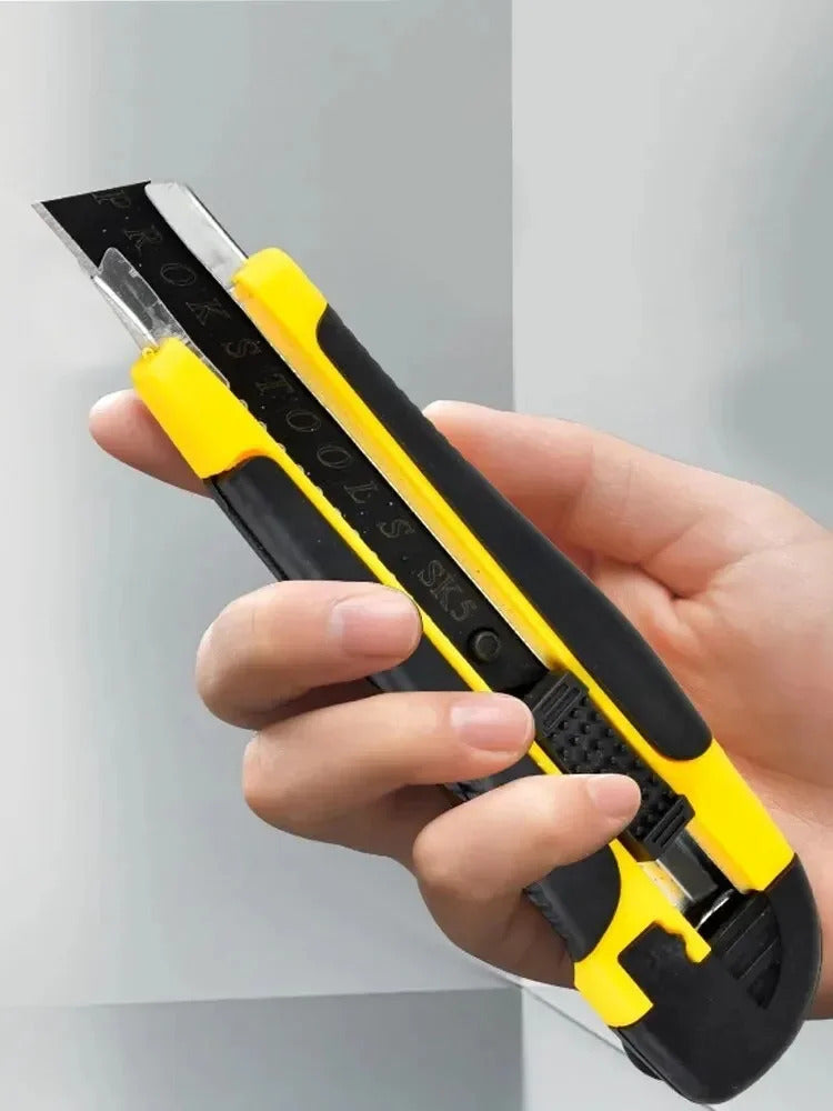 Self Loading Retractable Box Cutter Utility Knife with Heavy Duty Snap Off Blade Quick Change TPR Handle