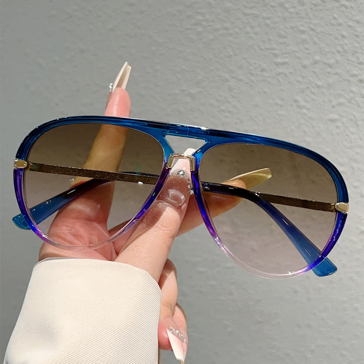 Vintage Pilot Sunglasses for Men & Women – Gradient Lens Retro Eyewear