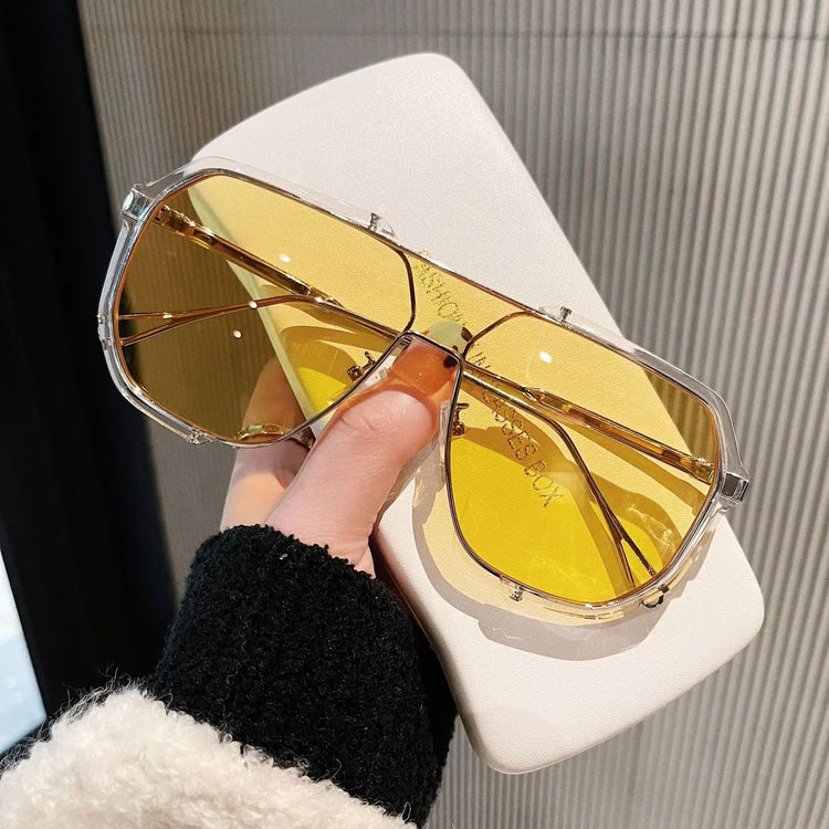 Oversized One-Piece Shield Sunglasses – UV400 Fashion Eyewear