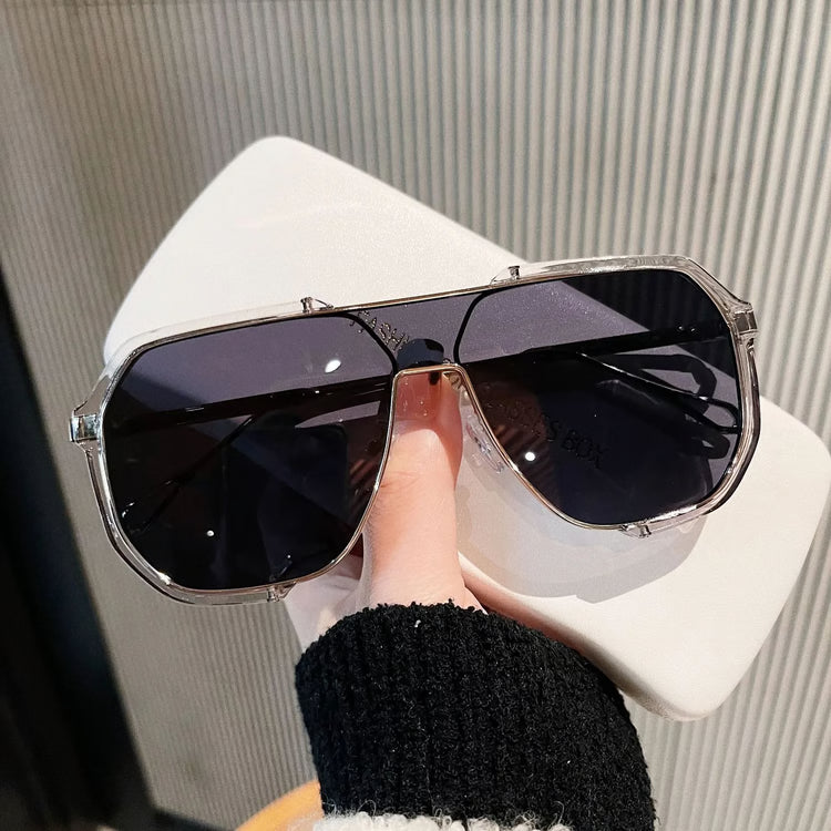 Oversized One-Piece Shield Sunglasses – UV400 Fashion Eyewear