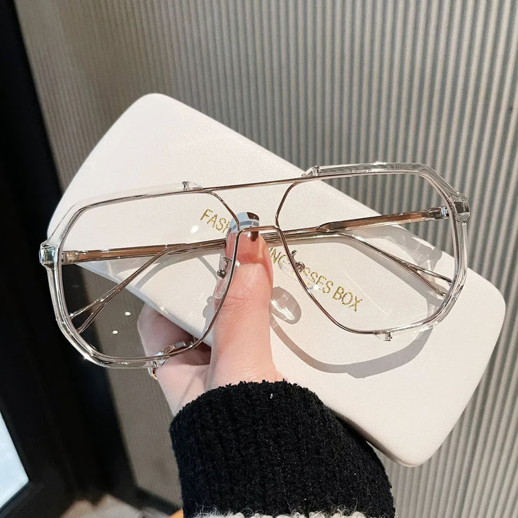 Oversized One-Piece Shield Sunglasses – UV400 Fashion Eyewear